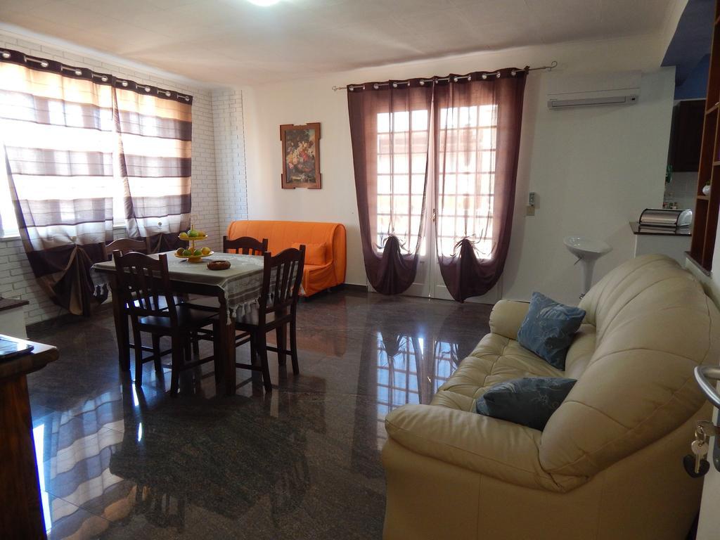 Casa Vacanze Karol Trappeto (Sicily) Quarto foto